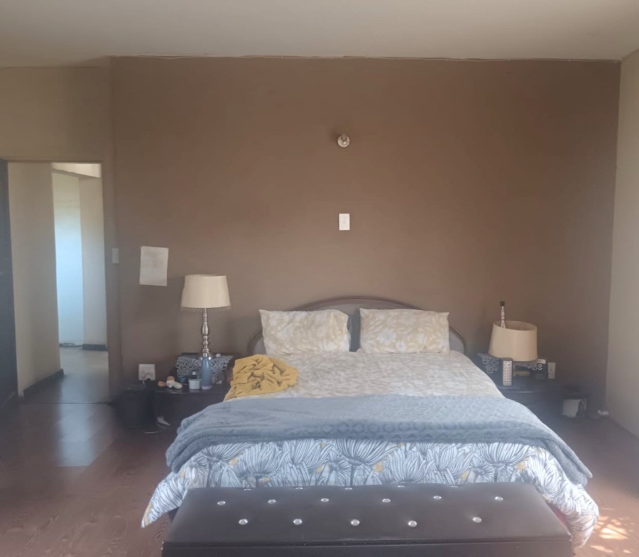 4 Bedroom Property for Sale in Primindia North West